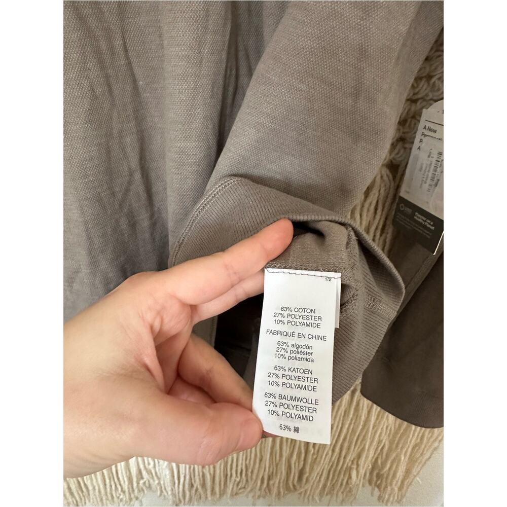 Vuori Jeffrey Pullover NWT - Picture 4 of 7